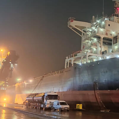 Rapid Sludge Removal at Port "sludge removal service for ships" "sludge disposal vessel brazil" "marine waste removal itapoa" "ship sludge removal São Francisco do Sul" "IMO sludge MARPOL port service" "vessel sludge collection SFS" "sludge barge Brazil"